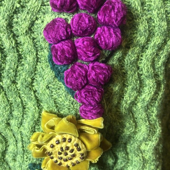 Design Options Sweater by Philip and Jane Gordon - Picture 9 of 12